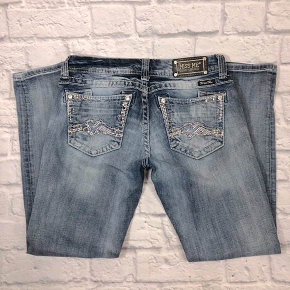 Miss Me Jeans Straight leg Medium wash denim Size 28 Short with stretch - Picture 3 of 15